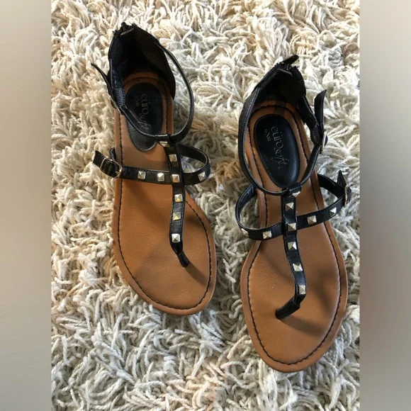 Gypsy Sandals - Picture 1 of 1